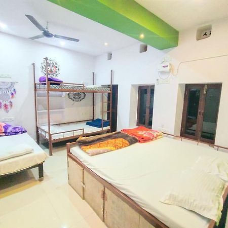 Banaras Paying Guest House Assi Ghat Varanasi Exterior photo