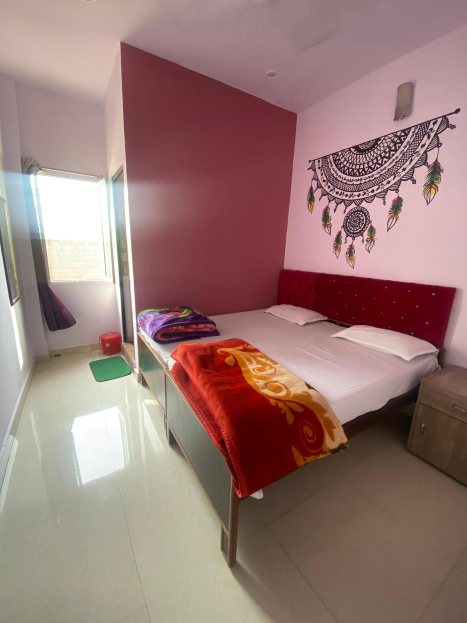 Banaras Paying Guest House Assi Ghat Varanasi Exterior photo